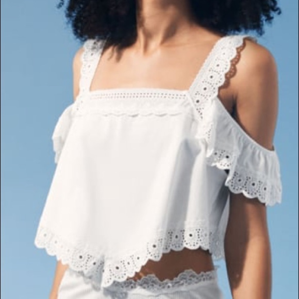 NWT ZARA CROP TOP SIZE XS